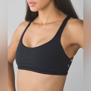 Lululemon Free to Be Bra in black size 2 NWT